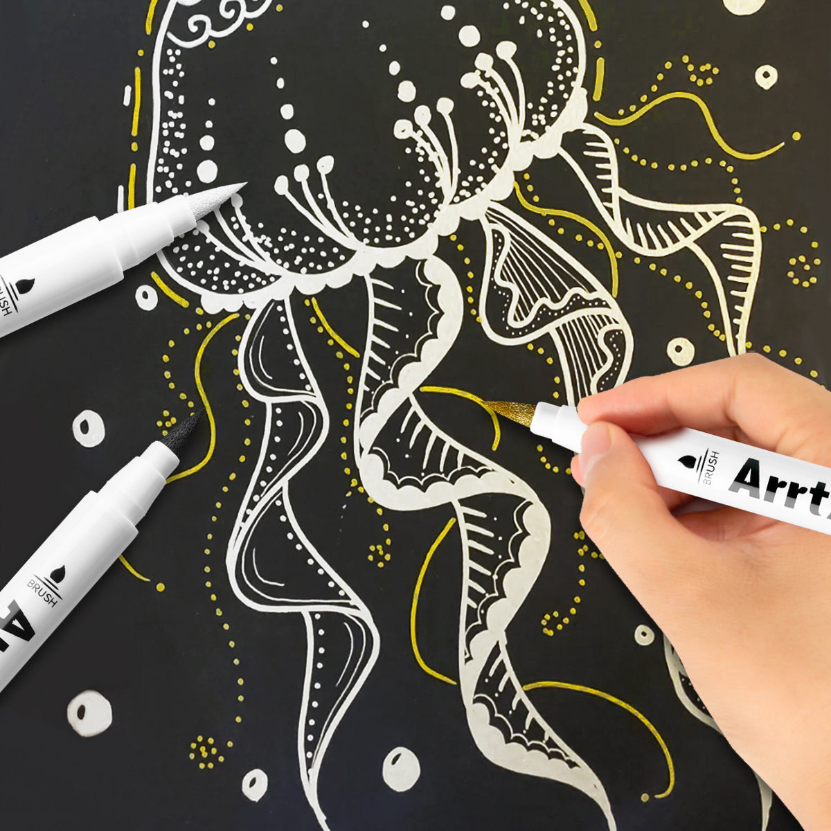Arrtx Acrylic Paint Pens 10 Pack Extra Brush Tip White Paint Markers M –  ArrtxArt